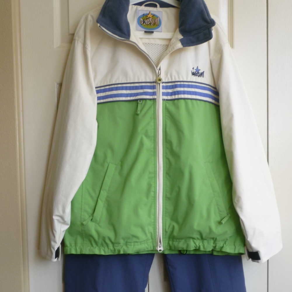 Bombshell Sportswear Snowboard/Ski Jacket